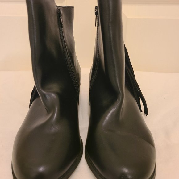 Comfortview Shorty Boots with Suede Fringe 8W - Picture 9 of 9